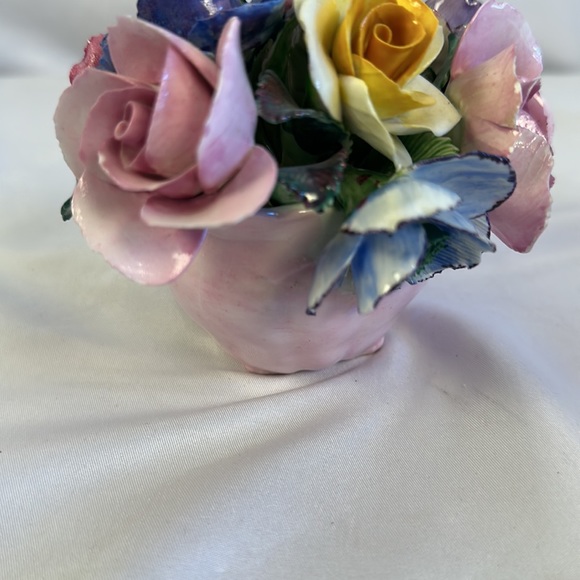 Thorley Bone China Handmade and Painted Floral  Bouquet - Picture 11 of 13